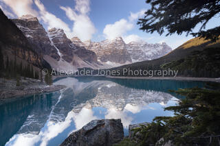 Moraine Lake in Banff National Park on a fall morning during sunrise